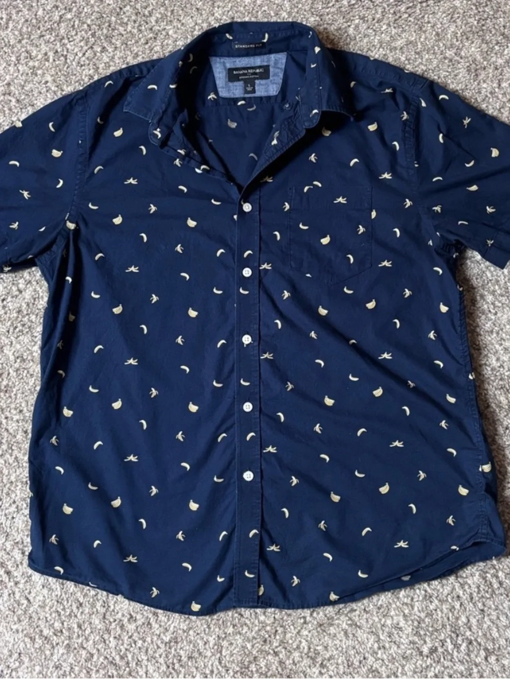 Banana Republic Men's Navy Short-Sleeve Banana Shirt